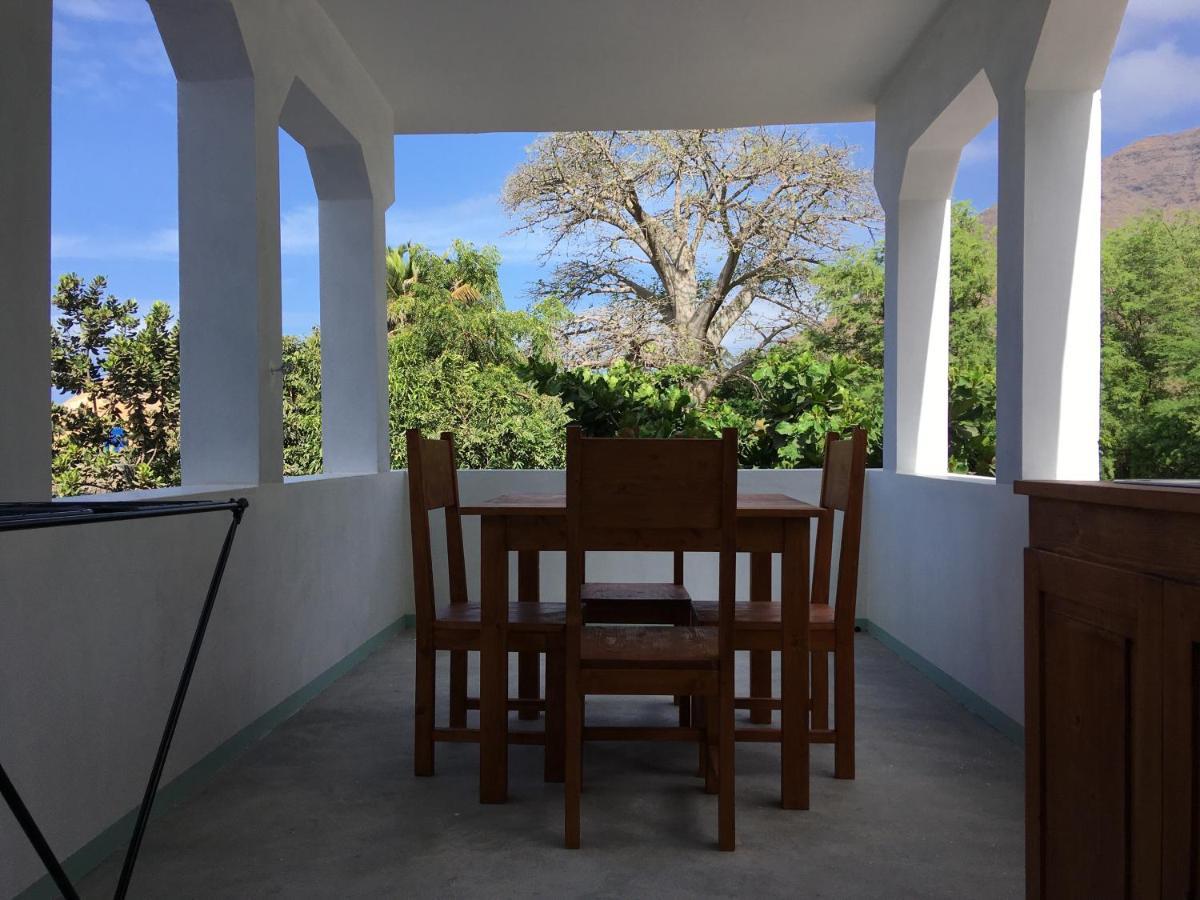 Casa Baobab Bed & Breakfast Seladinha Exterior photo